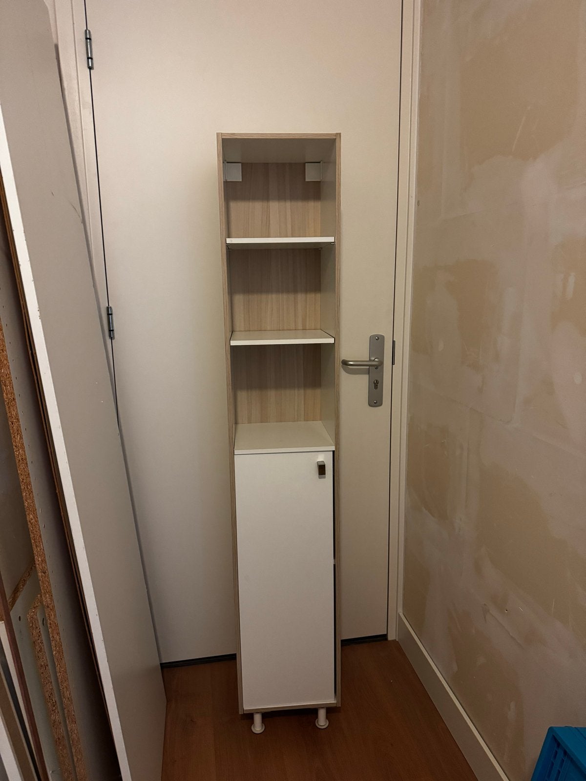 Hoge badkamerkast, Huis en Inrichting, Badkamer | Badkamermeubels, Ophalen, (Half)hoge kast, Minder dan 50 cm, Gebruikt