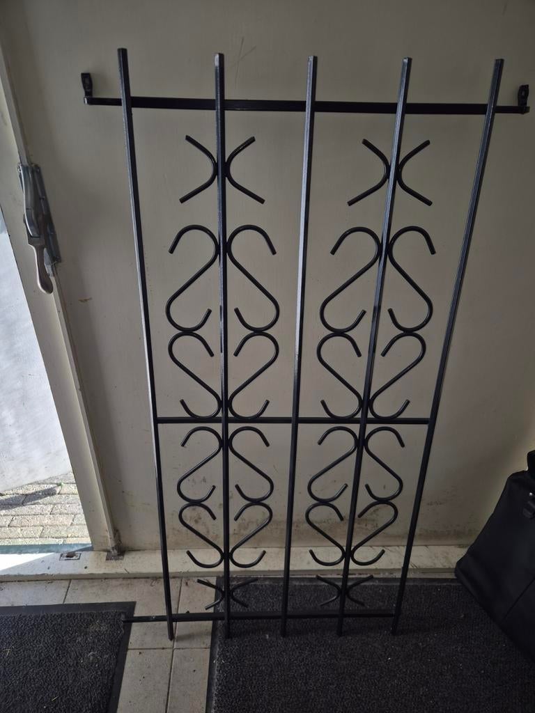 Gietijzeren siertralies voor deur - 130x72cm, Doe-het-zelf en Verbouw, Deuren en Horren, Ophalen, Zo goed als nieuw