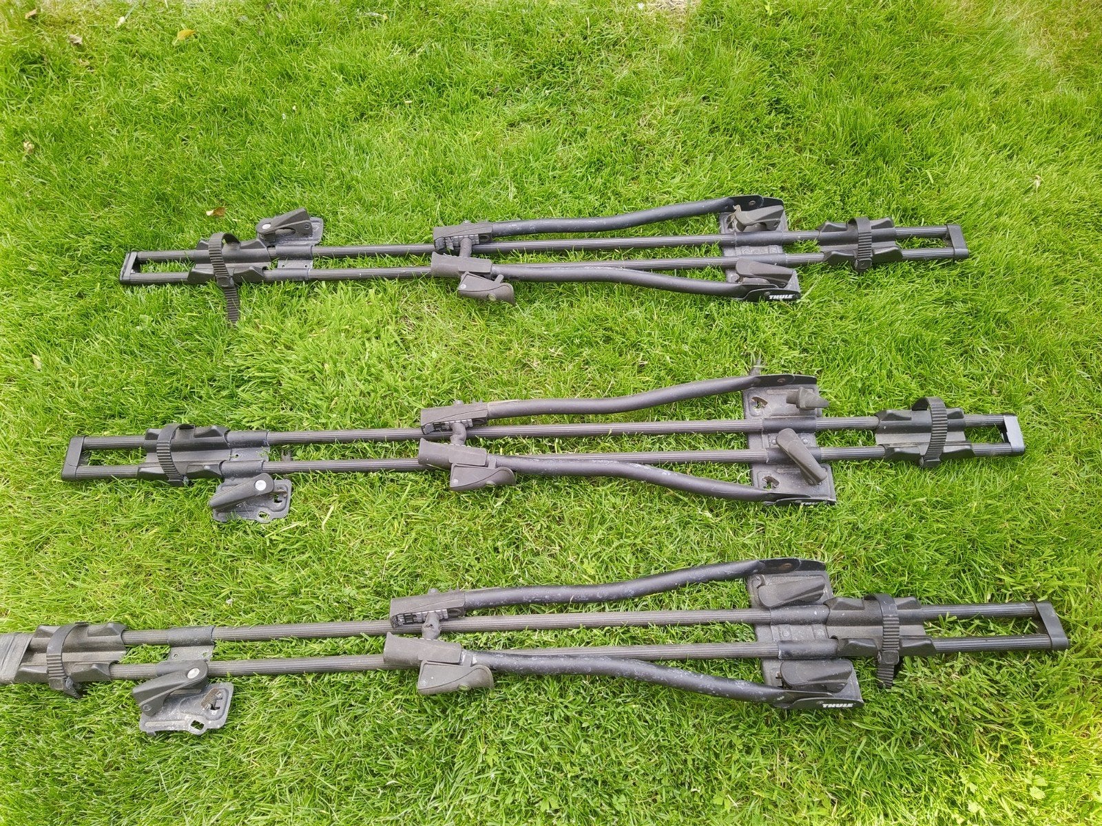 3 Thule dakfietsendragers met sloten, Free Ride 530, Auto diversen, Ophalen, Gebruikt