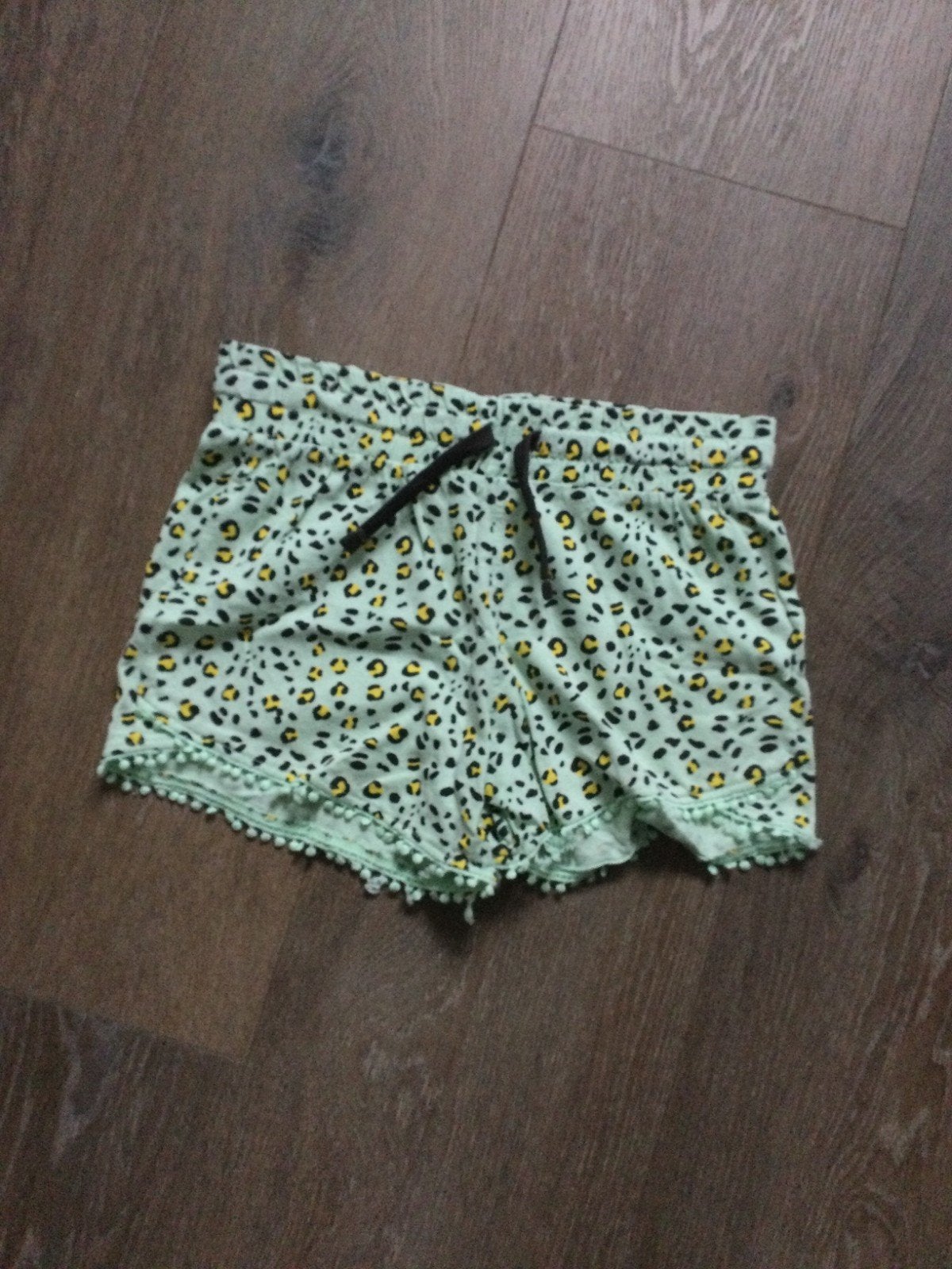 Nieuwe korte broek maat 146-152, Kinderen en Baby's, Kinderkleding | Maat 146, Ophalen of Verzenden, Nieuw, Jongen, Broek