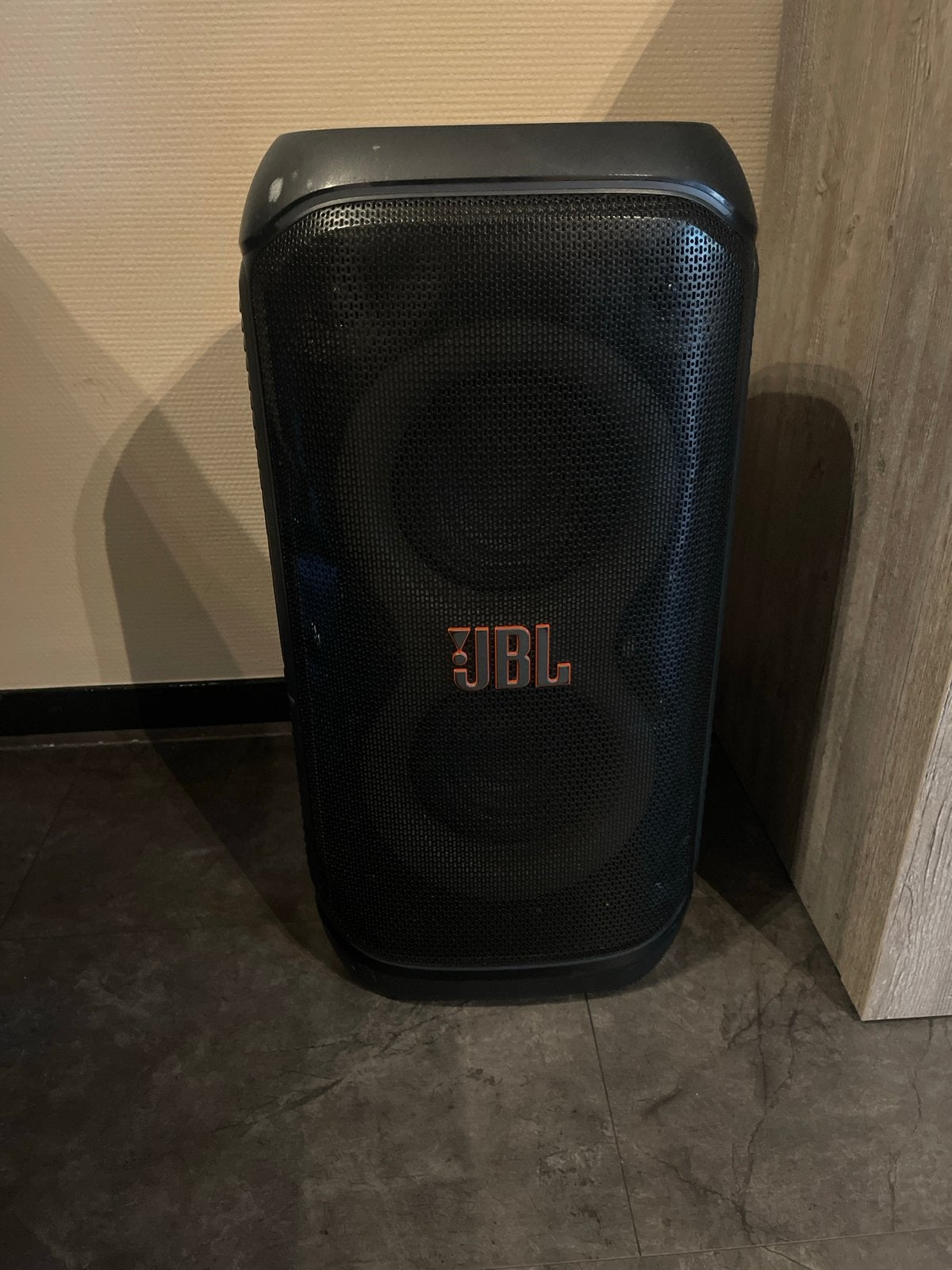 JBL PartyBox 320 - Krachtige Party box, JBL, Party speaker, Ophalen of Verzenden, Zo goed als nieuw
