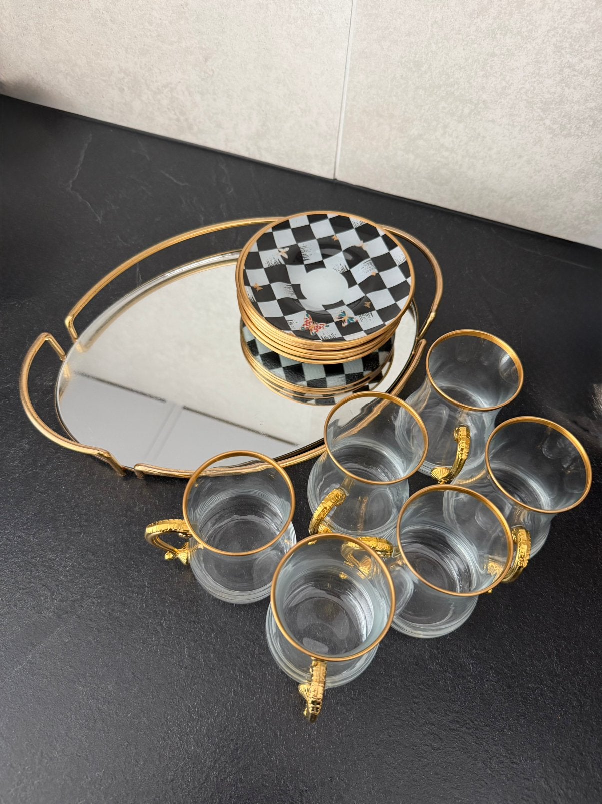 Gratis thee servies set ongebruikt, Huis en Inrichting, Keuken | Servies, Ophalen, Overige stijlen, Kop(pen) en/of Schotel(s)