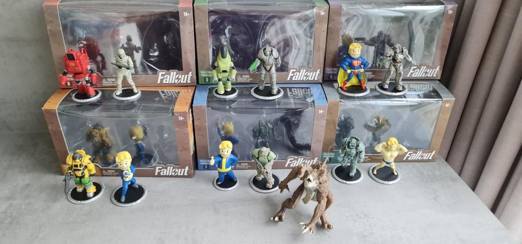 Complete set van 12 Fallout Syndicate figuren + Deathclaw, Kinderen en Baby's, Speelgoed | Actiefiguren, Zo goed als nieuw, Ophalen of Verzenden