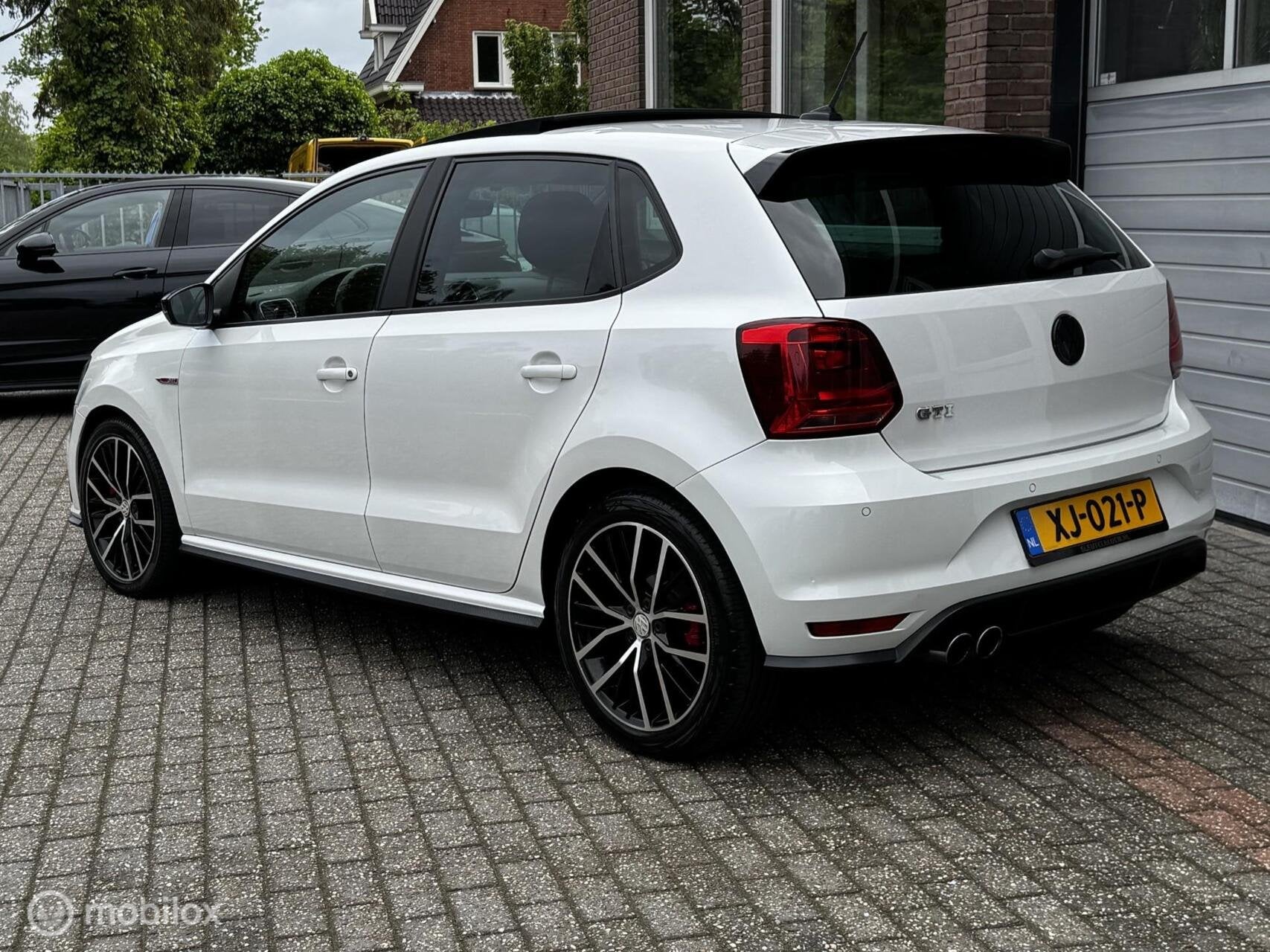 Volkswagen Polo 1.8 TSI GTI DSG PANO/CLIMA/NAVI/VOL!, Auto's, Automatische klimaatregeling, Gebruikt, Euro 6, Wit