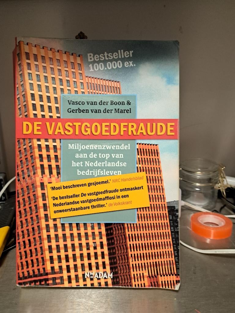 De vastgoedfraude-V vd Boon&G vd Marel (Z239-15), Ophalen of Verzenden, Zo goed als nieuw
