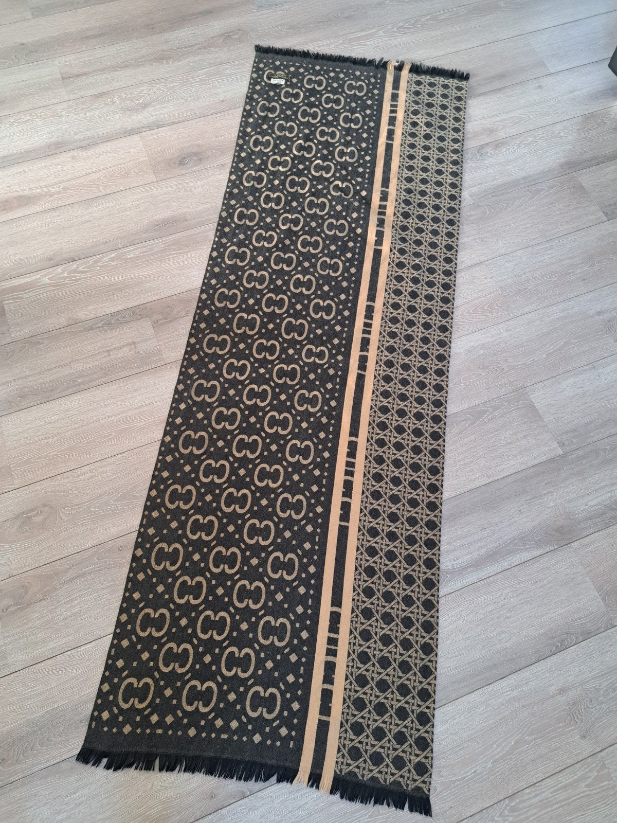 sjaal groot jaipur pasmini virgin wool, Ophalen of Verzenden, Zo goed als nieuw, Maat 38/40 (M), Sjaal
