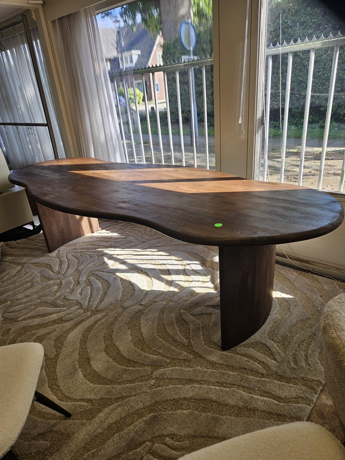 Japandi Eettafel Organisch Mangohout Walnoot B-keus, Huis en Inrichting, Ophalen, Japandi, 100 tot 150 cm, Vijf personen of meer