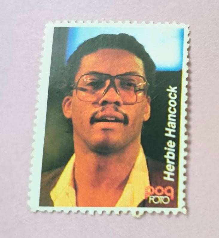 Popfoto zegel Herbie Hancock, Verzamelen, Muziek, Artiesten en Beroemdheden, Ophalen of Verzenden, Nieuw, Foto of Kaart