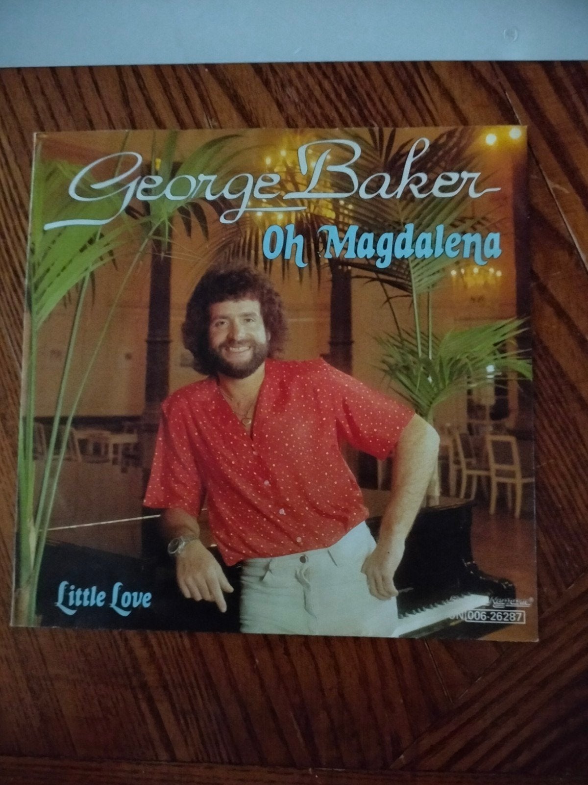 George Baker, Ophalen of Verzenden, Zo goed als nieuw, Overige formaten, Levenslied of Smartlap