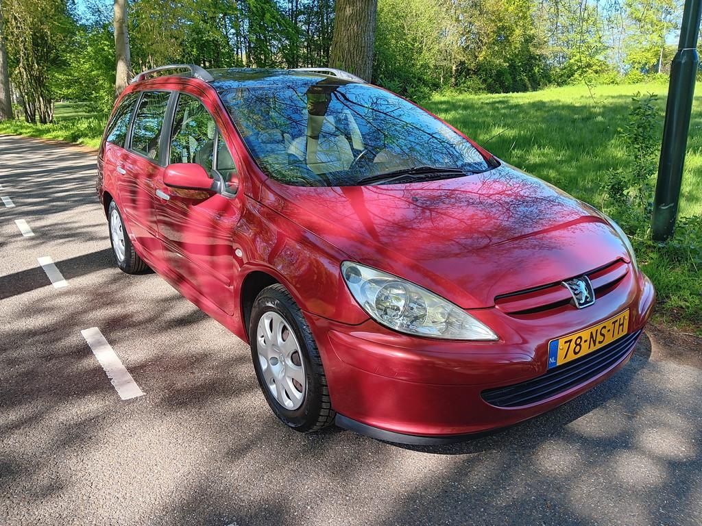 Peugeot 307 SW 1.6 110PK APK tot 9 april 2027 (bj 2004), 13 km/l, Gebruikt, 4 cilinders, Origineel Nederlands