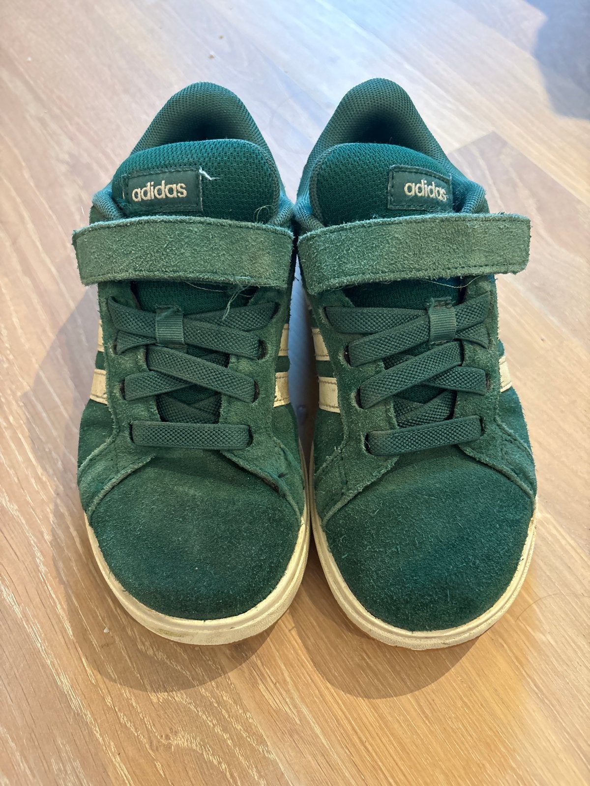 Adidas sneakers groen maat 32, Ophalen, Gebruikt, Jongen of Meisje, Schoenen