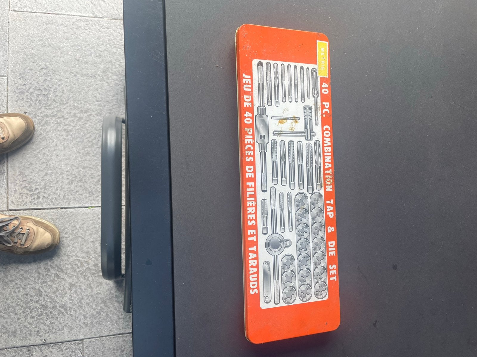 40-delige Tap- en Snijset - Tungsten Staal, Doe-het-zelf en Verbouw, Gereedschap | Handgereedschap, Ophalen, Zo goed als nieuw