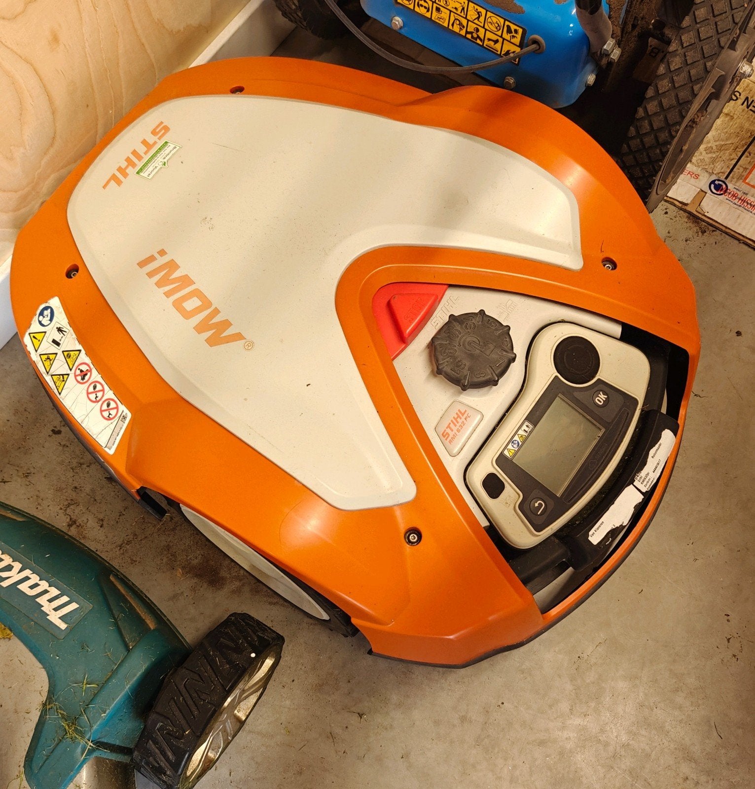 Stihl iMow RMI 632 Robotmaaier - 4000m2, Tuin en Terras, Robotmaaiers, Stihl, Gebruikt, Bestuurbaar via app, Ophalen of Verzenden