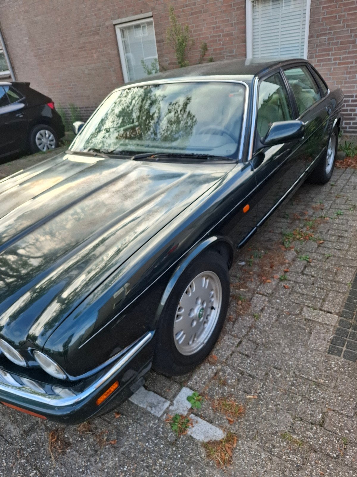 te koop, 1828 kg, Achterwielaandrijving, 3239 cc, Beige