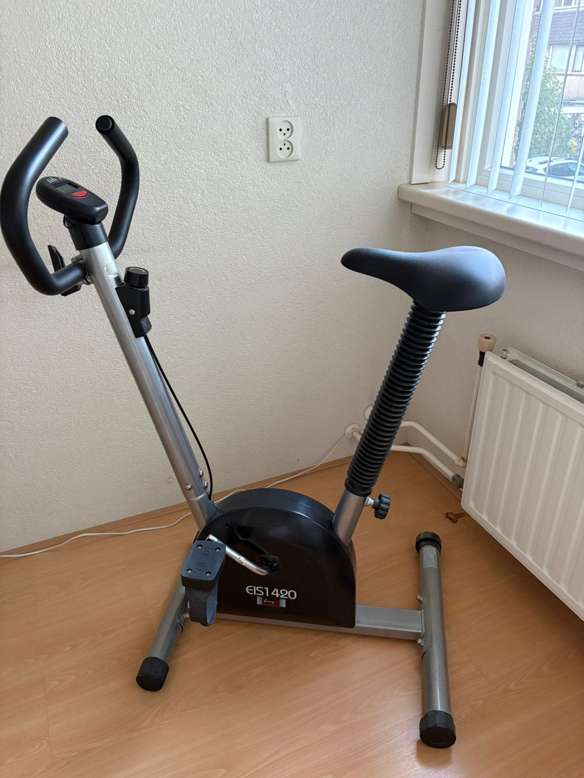 Easy in shape eis 1420 hometrainer, Ophalen, Zo goed als nieuw, Hometrainer