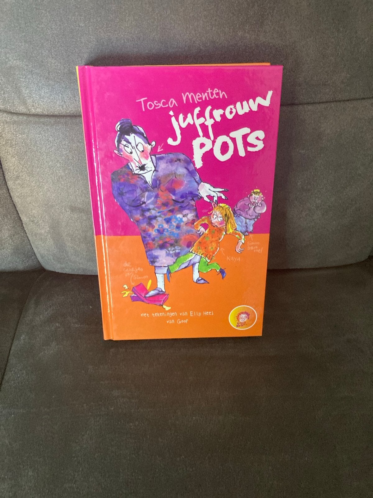 Juffrouw Pots - Tosca Menten (Kinderboek), Ophalen of Verzenden, Gelezen, Fictie