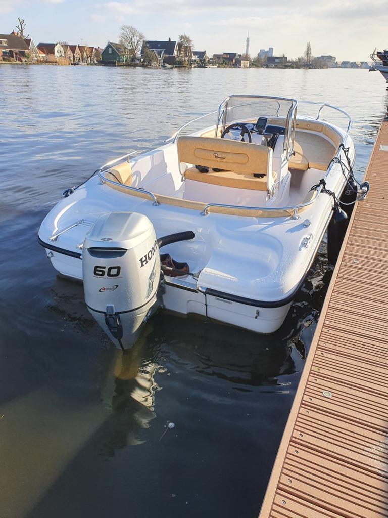 Ranieri consoleboot in top staat 60pk inc trailer, Watersport en Boten, Vis- en Consoleboten, Zo goed als nieuw, Overige merken