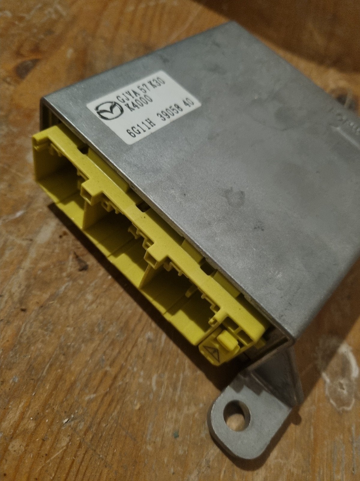 Mazda ECU Motorregeleenheid GJYA 57 K30 K4000, Ophalen, Nieuw, Mazda