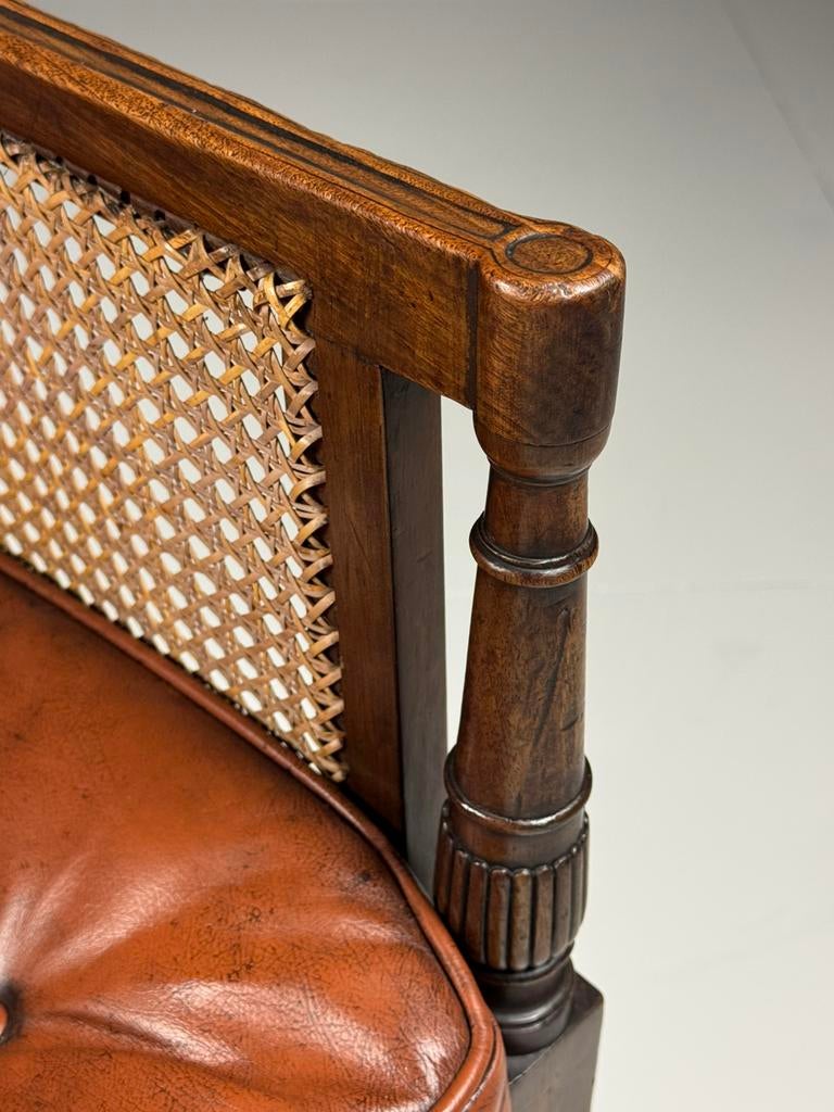 Engelse Library Bergère antiek, Ophalen