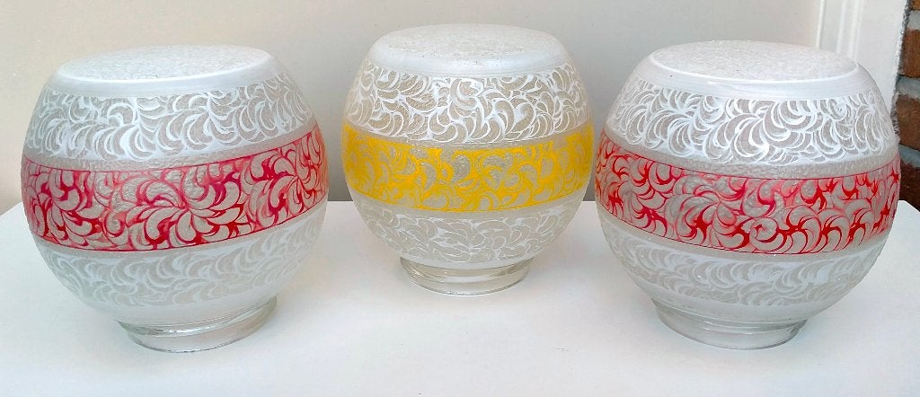 3x Antiek Gedecoreerd Glazen Lamp Bollamp - Zie Omschr, Plafondlamp, E27 (groot), Ophalen of Verzenden, Glas