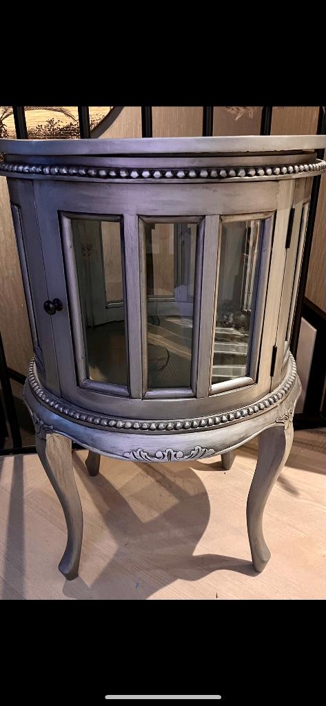 Bijzettafel, Huis en Inrichting, Tafels | Bijzettafels, Ophalen, Minder dan 55 cm, Rond, Vintage, hotel chic, Barrok, bohème