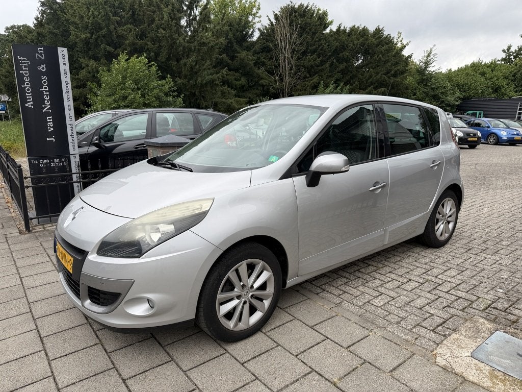 Renault Scénic 1.4 TCE Celsium (bj 2010), Euro 5, Gebruikt, 1295 kg, 4 cilinders