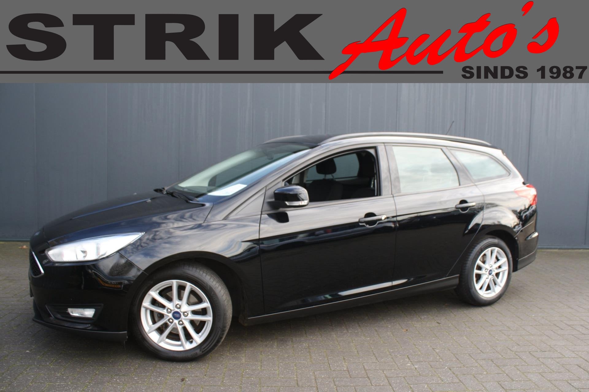 Ford Focus Wagon 1.0 Lease Edition - NAVIGATIE - RIJKLAAR, Gebruikt, Zwart, Origineel Nederlands, Handgeschakeld