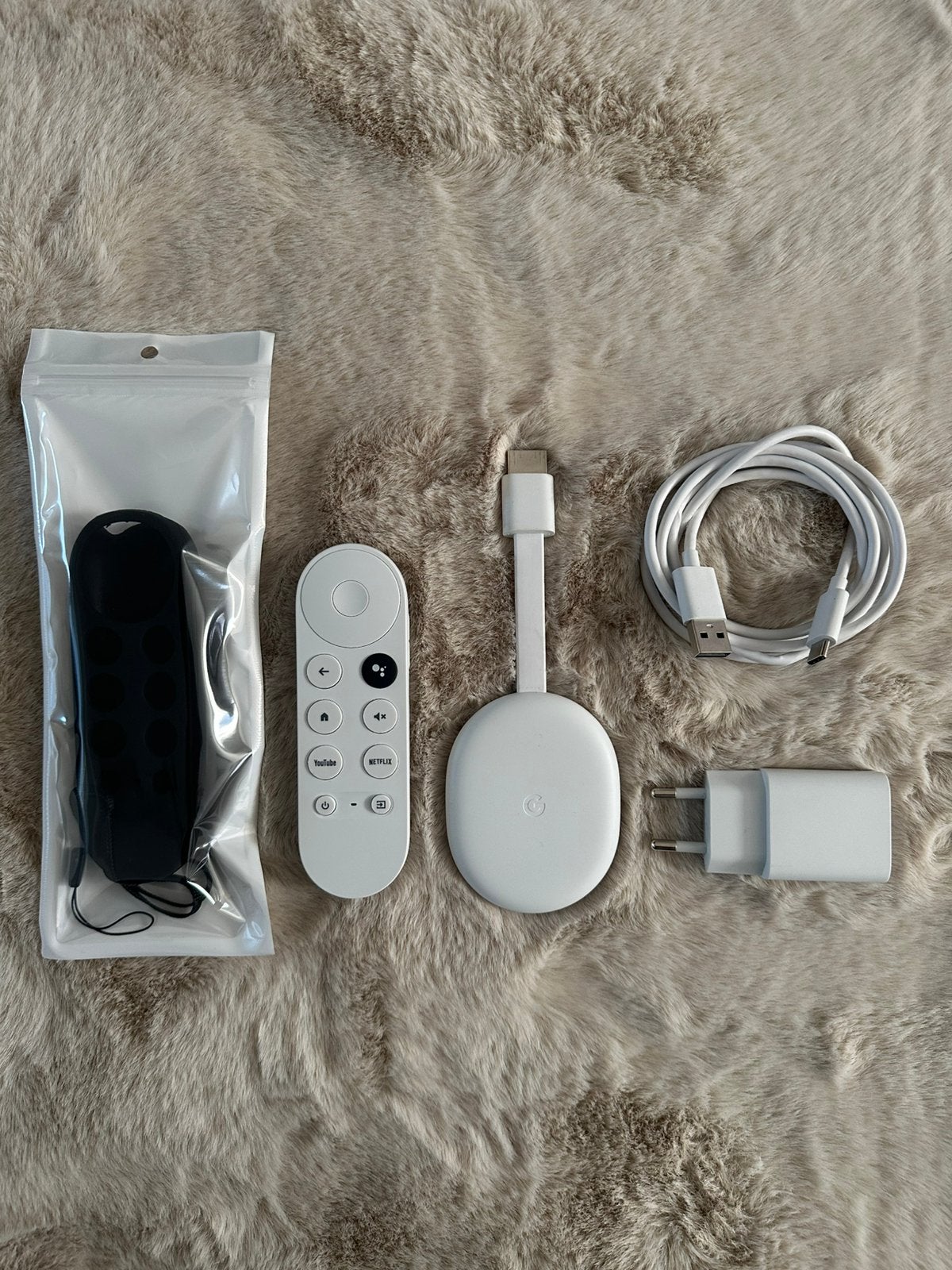 Google Chromecast HD met Google TV - Nieuwstaat!, Ophalen of Verzenden, Zo goed als nieuw