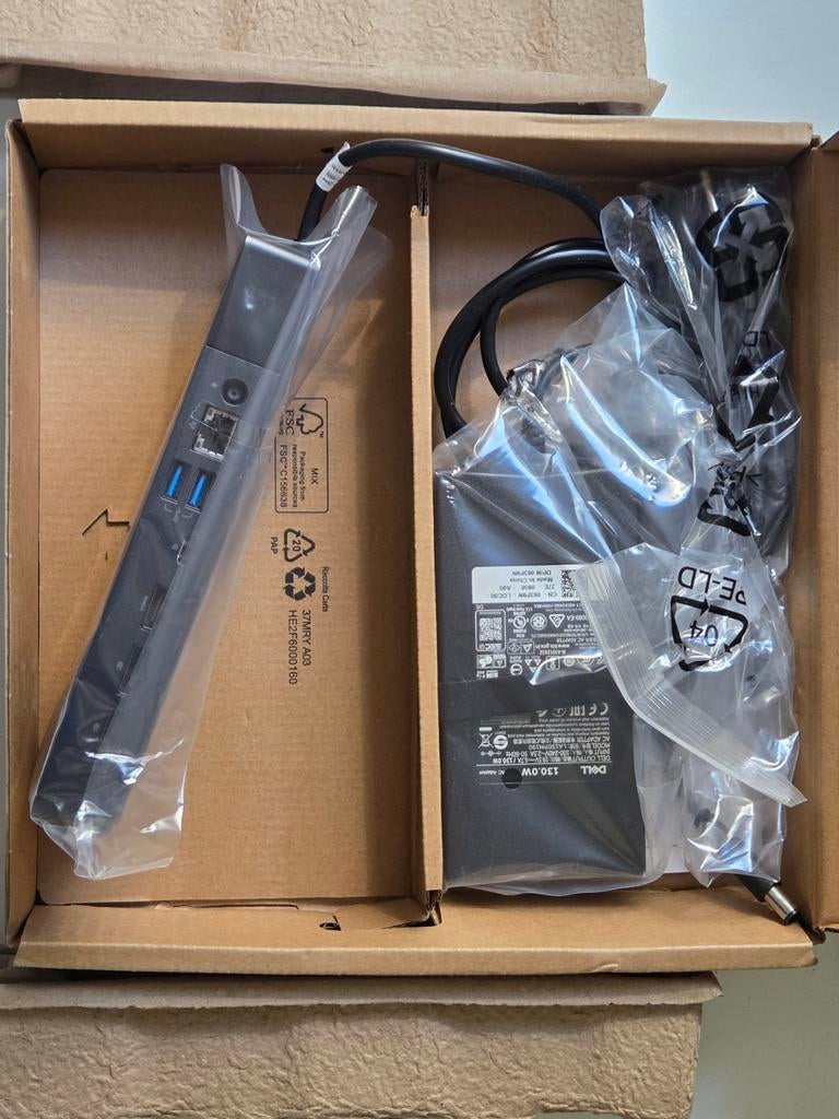 Dell Dockingstation WD19S met 130W adapter - Nieuw, Computers en Software, Dockingstations, Nieuw, Docking station, Laptop, Ophalen of Verzenden