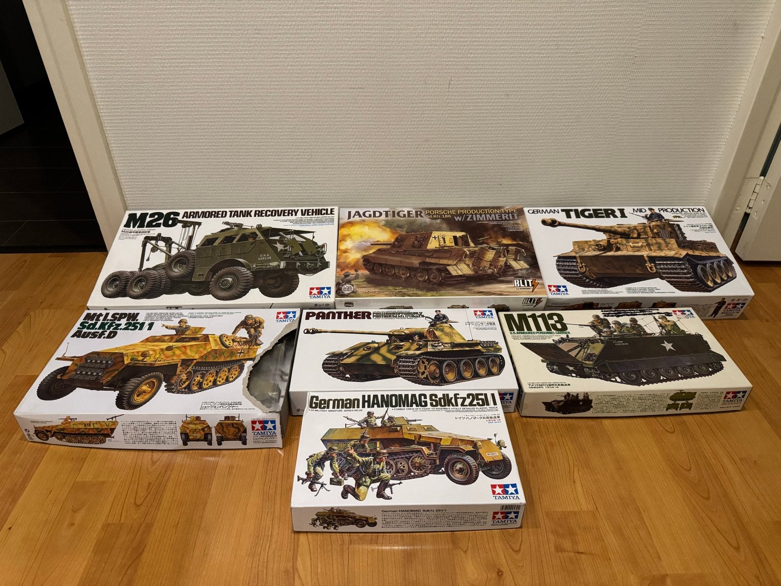 Partij Tamiya/Takom bouwdozen 1/35, 1:32 tot 1:50, Overige typen, Ophalen of Verzenden, Zo goed als nieuw