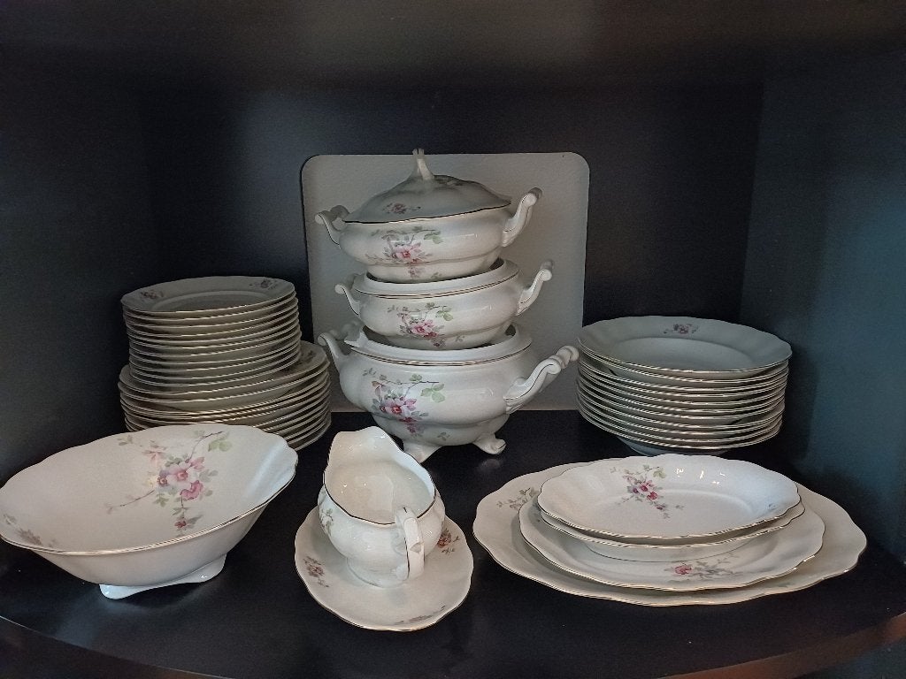 Compleet Koenisgzelt servies, Ophalen