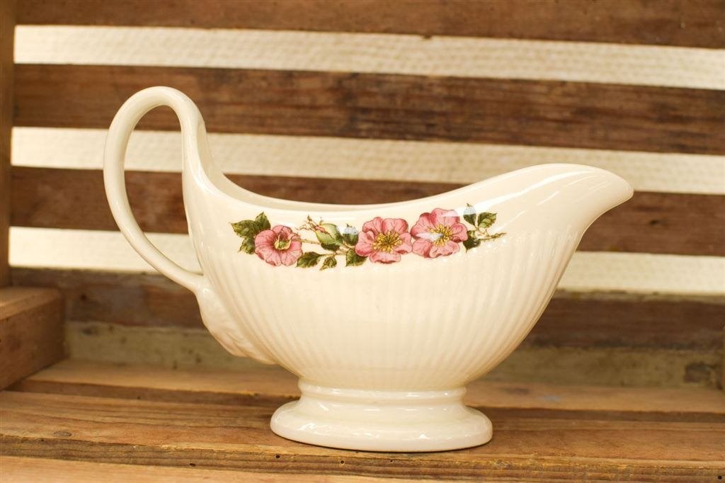 Wedgwood porseleinen jus/saus schaaltje 50792, Ophalen of Verzenden, Gebruikt, Aardewerk, Bord(en)
