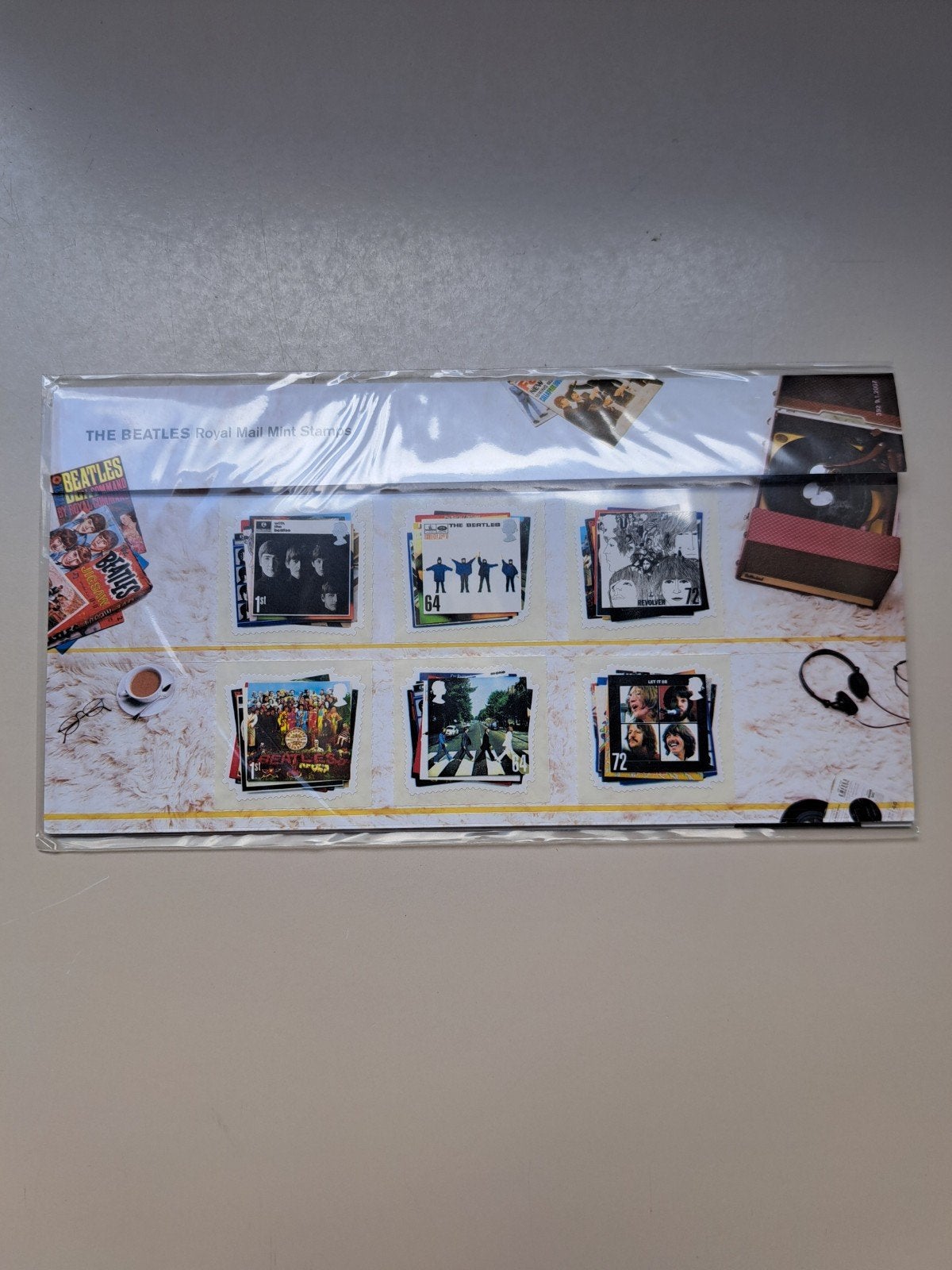 The Beatles( postzegels), Ophalen of Verzenden, Zo goed als nieuw, Boek, Tijdschrift of Artikel