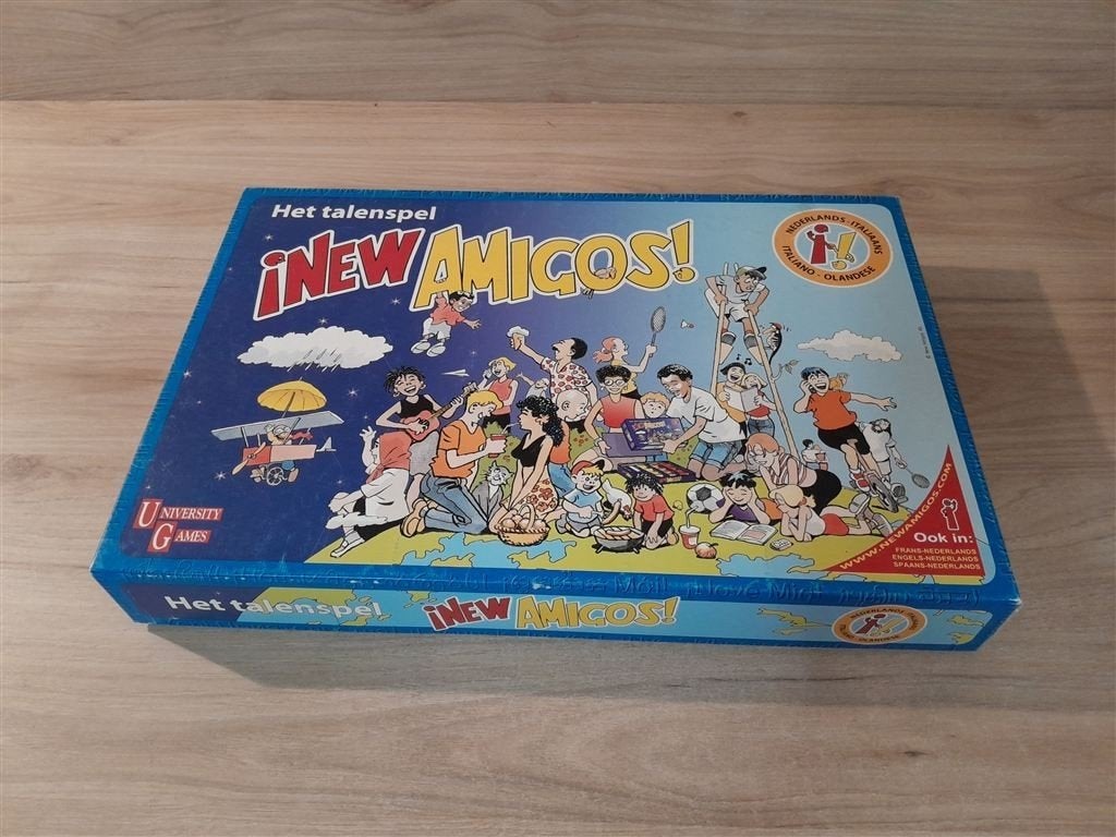 New Amigos - Het talenspel - Italiaans - Nederlands - s5873, Hobby en Vrije tijd, Gezelschapsspellen | Bordspellen, Verzenden