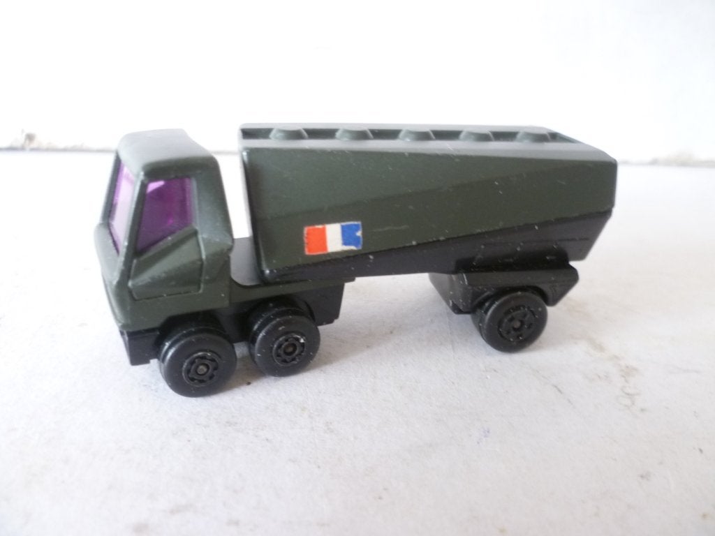Matchbox Superfast 83 Freeway Gas Tanker uit 1973 vrachtauto, Ophalen of Verzenden, Zo goed als nieuw, Bus of Vrachtwagen
