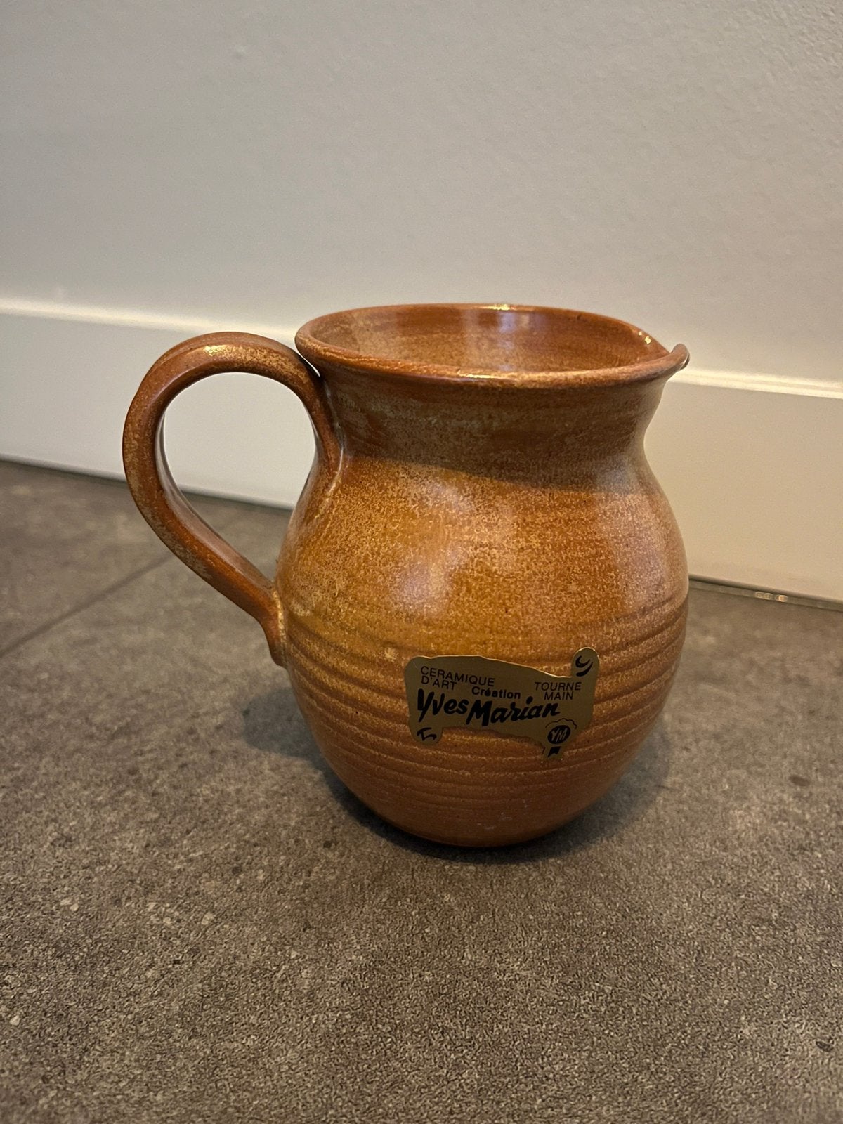 Schenkkan vintage keramiek yves marian, Ophalen of Verzenden