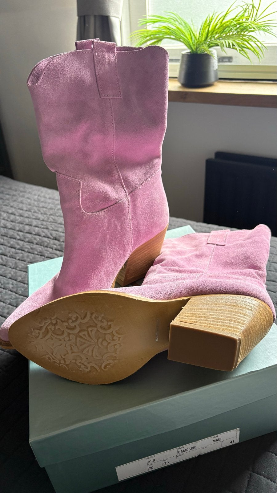 Roze suède cowboylaarzen van Kali Shoes, maat 41, Kleding | Dames, Schoenen, Ophalen of Verzenden, Nieuw, Roze, Lage of Enkellaarzen