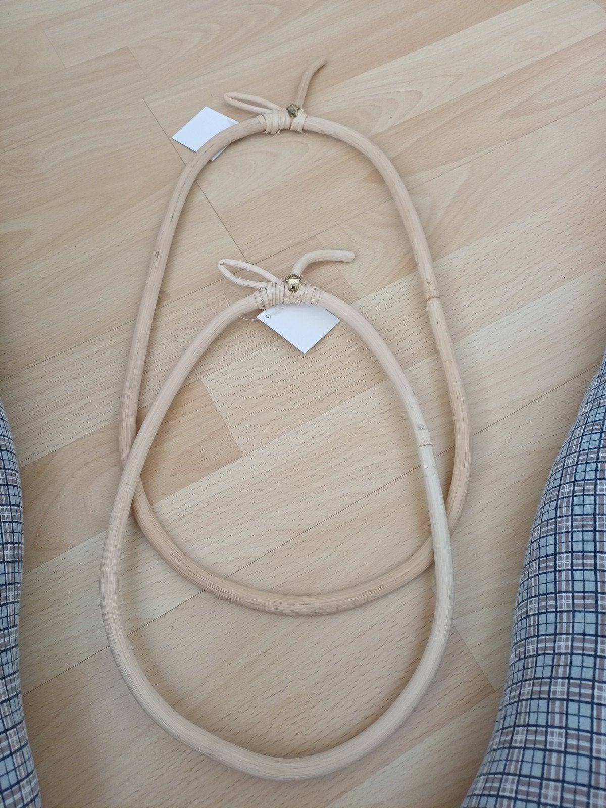 2 peer vormige wand hangers nieuw met prijskaartje, Ophalen, Nieuw