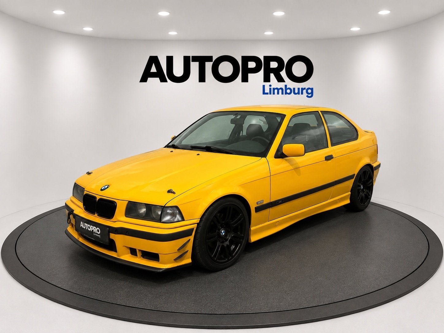 BMW 3-serie Compact 323ti Circuit auto|Rolkooi, Auto's, Gebruikt, Zwart, 2494 cc, Bedrijf