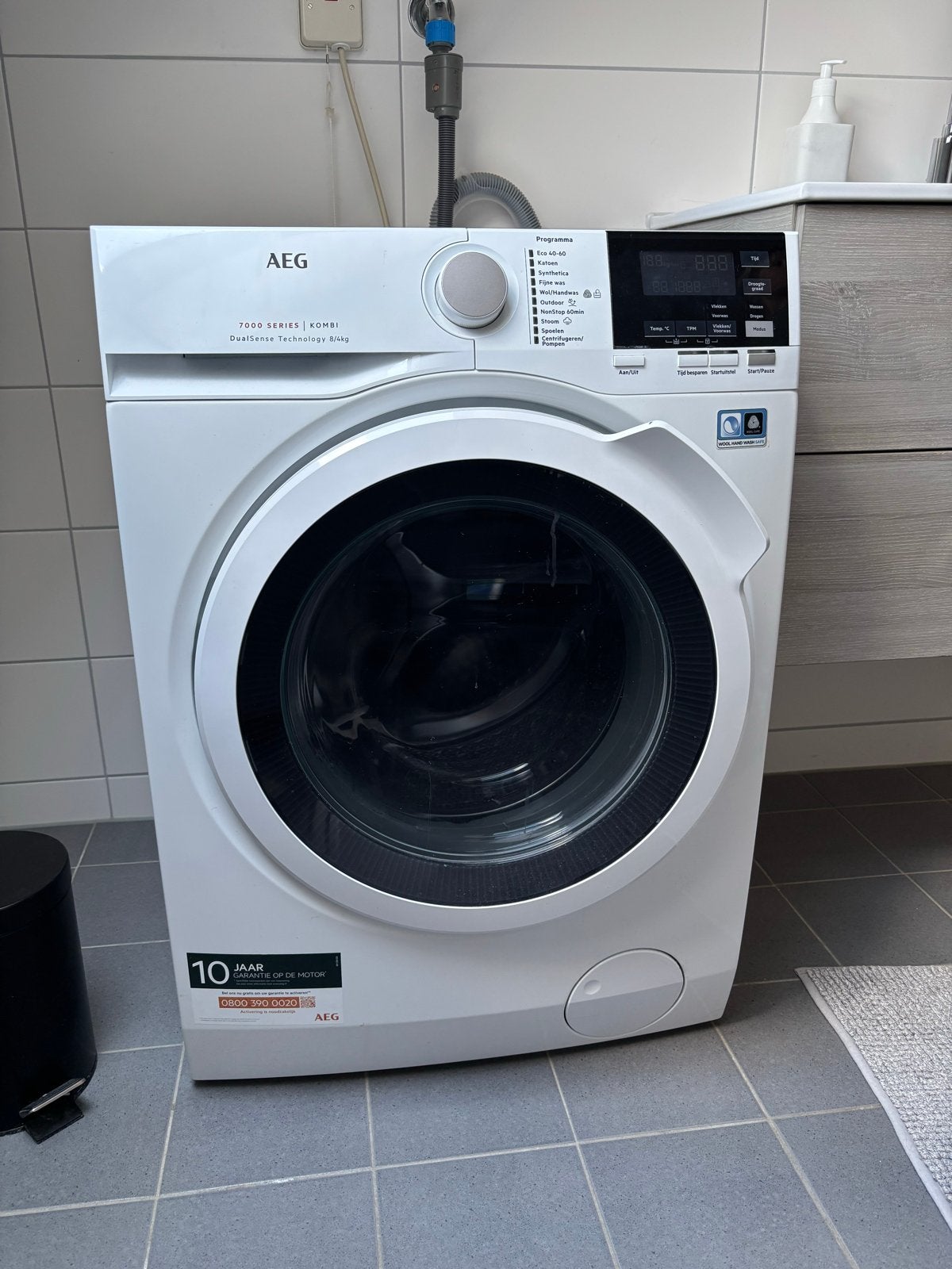 AEG 7000 Series L7WB86GW Wasmachine/Droger Combo, 8 tot 10 kg, Ophalen of Verzenden, Zo goed als nieuw, 85 tot 90 cm
