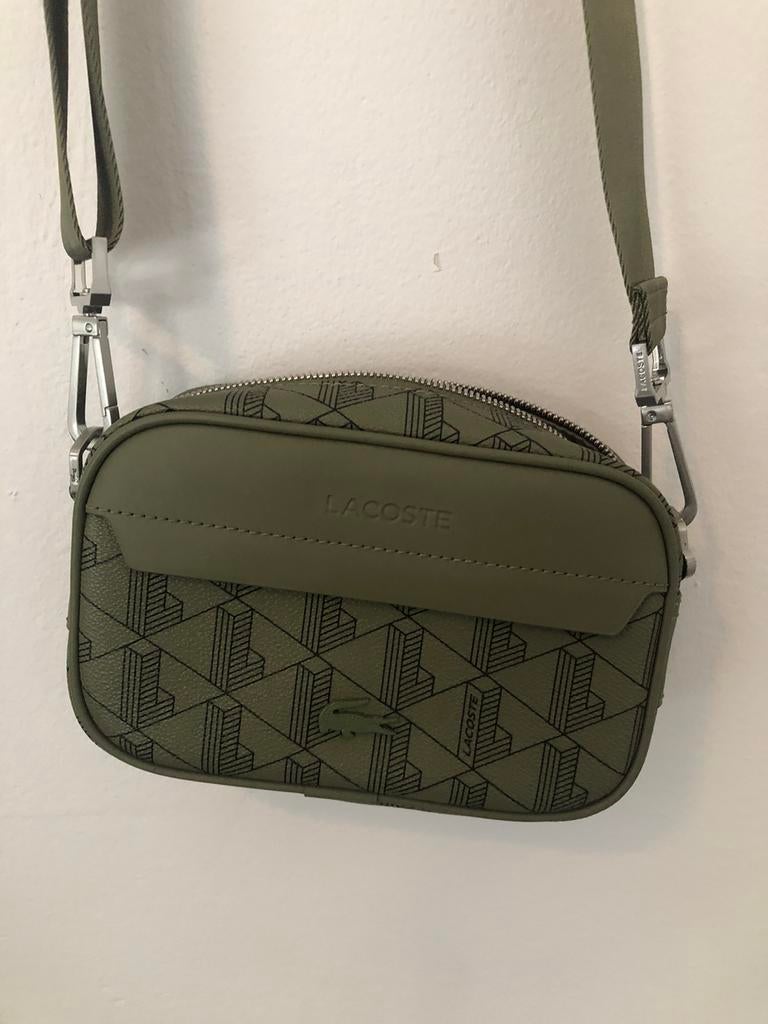 Lacost tas, Overige merken, Overige kleuren, Ophalen of Verzenden, Zo goed als nieuw