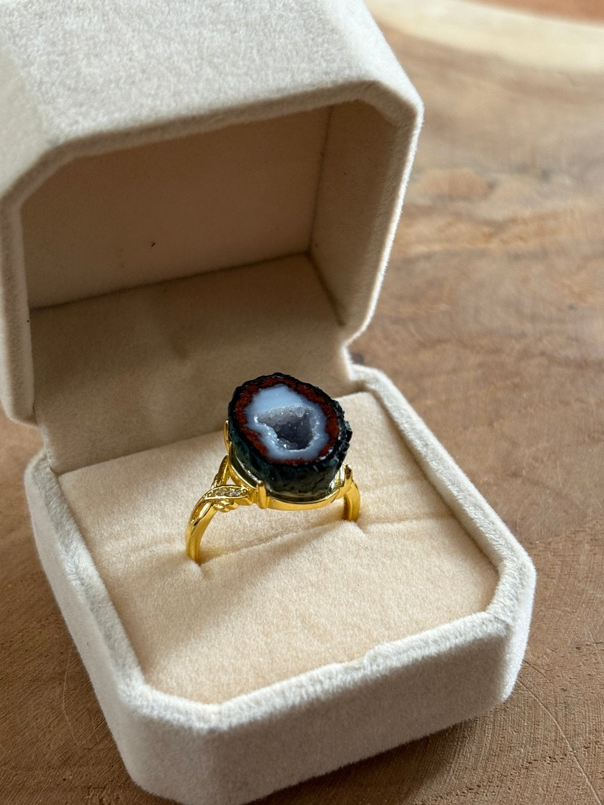 Agaat edelsteen ring mineraal nieuw edelstenen agath, Nieuw, Ophalen of Verzenden, 17 tot 18, Dame of Heer