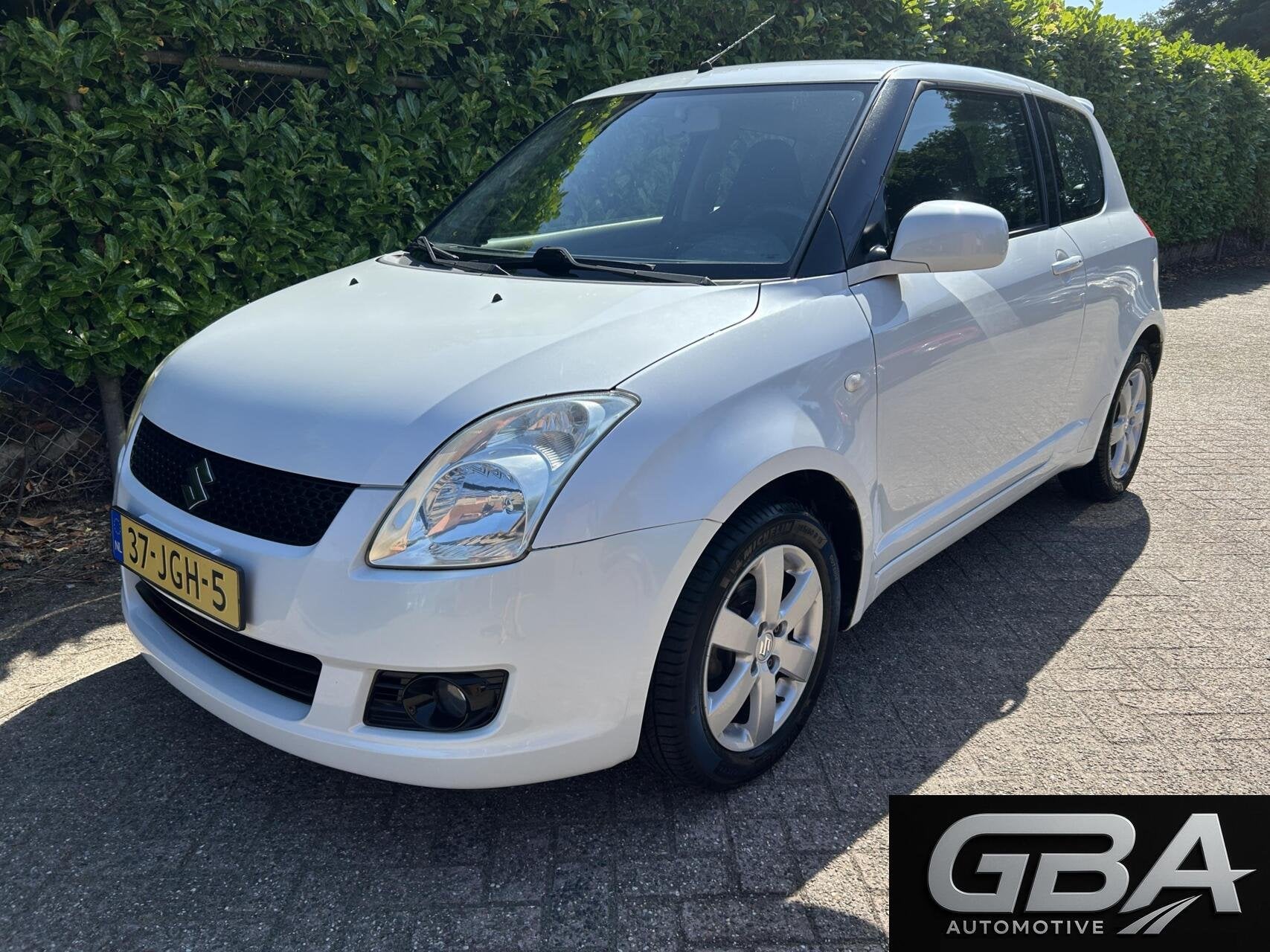 Suzuki Swift 1.3 Bandit 2E EIGENAAR Netjes APK tm 11-06-2027, Auto's, Stof, Gebruikt, 31 €/maand, 400 kg