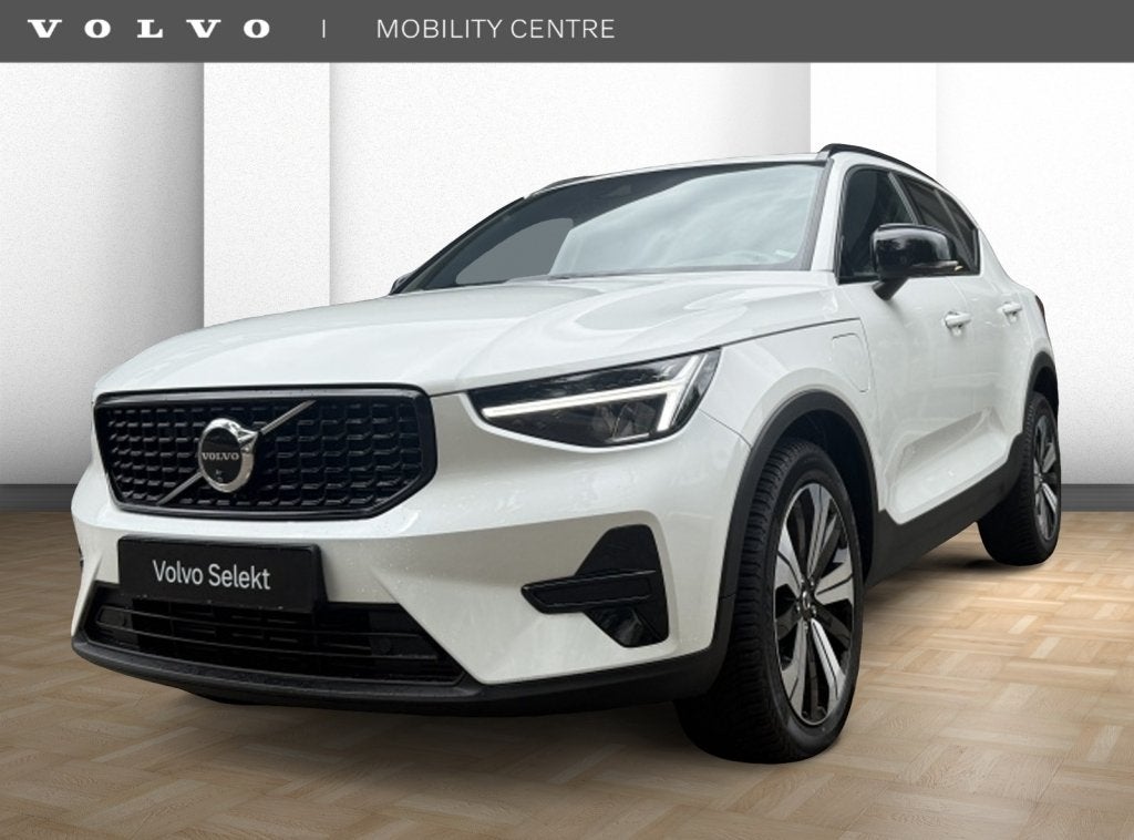 Volvo XC40 T5 Recharge RDesign | 360° camera | Stoel- & Stu, Auto's, 1712 kg, Met garantie (alle), Wit, Plug-in hybride