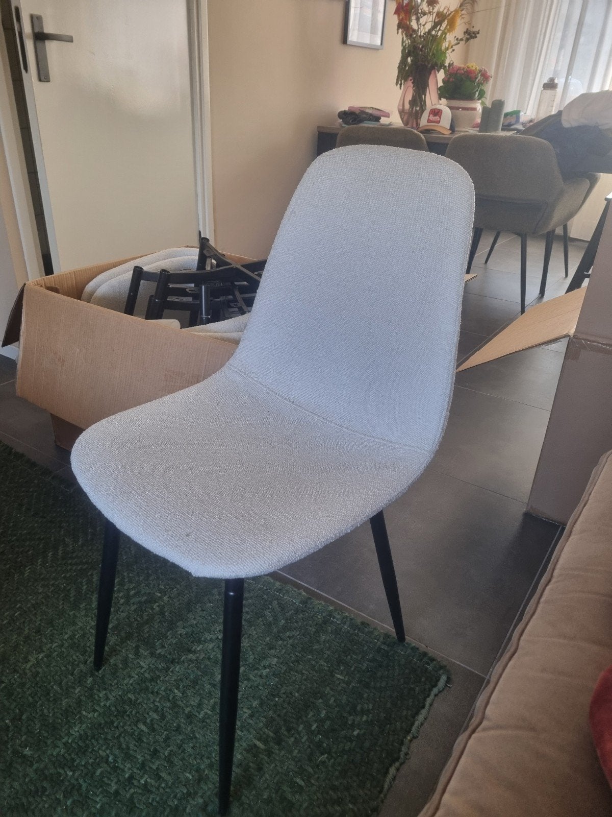 5 eetkamerstoelen - wit, Wit, Ophalen of Verzenden, Zo goed als nieuw, Stof