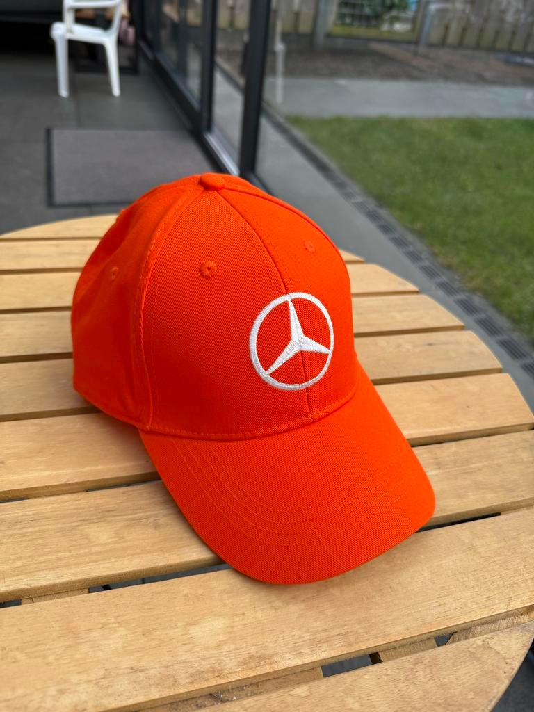 Mercedes pet - Origineel nieuw koningsdag oranje, Kleding | Heren, Hoeden en Petten, Ophalen of Verzenden, Zo goed als nieuw, One size fits all