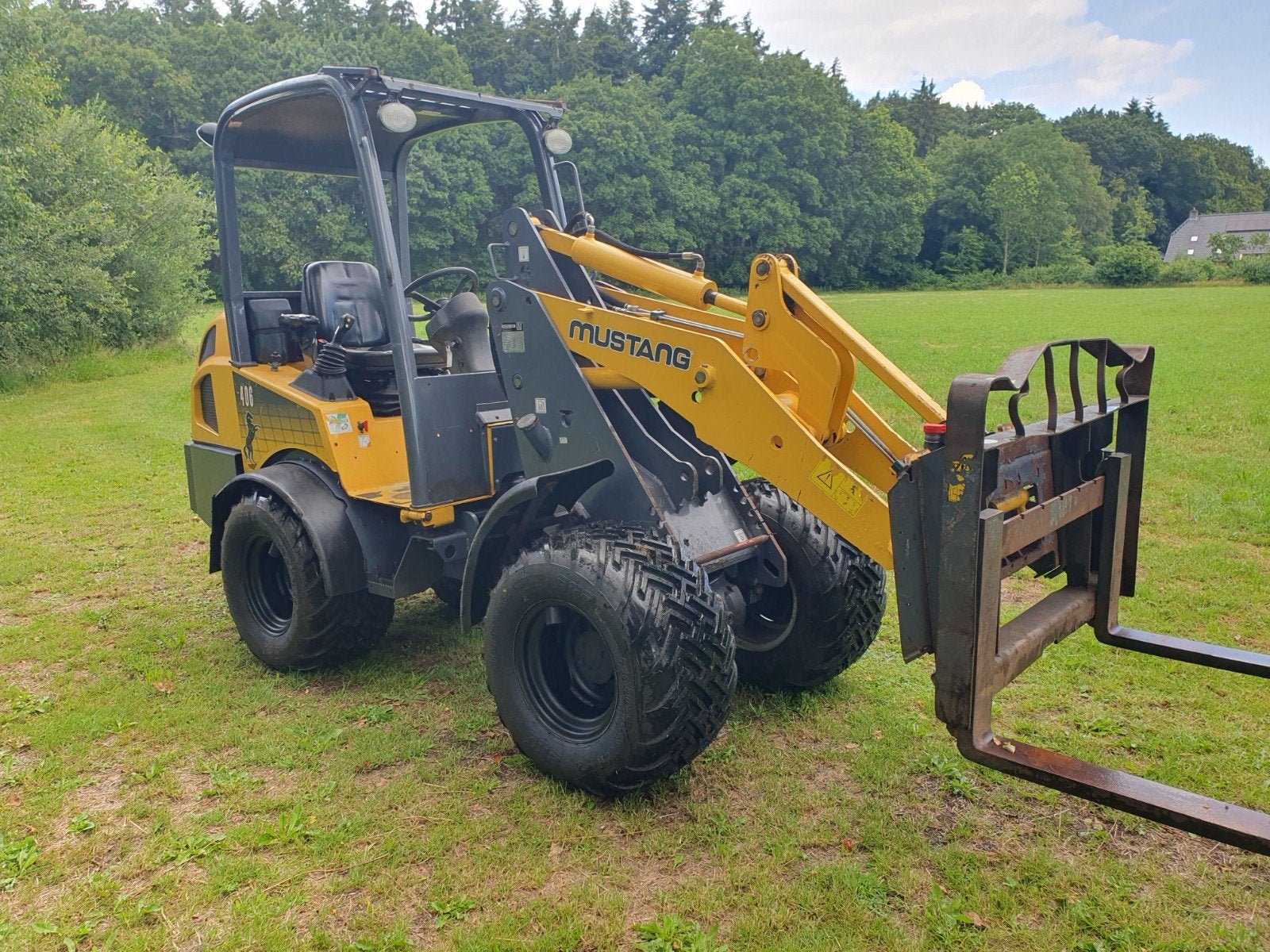 Zeer nette Mustang 406 shovel, Ophalen, Wiellader of Shovel