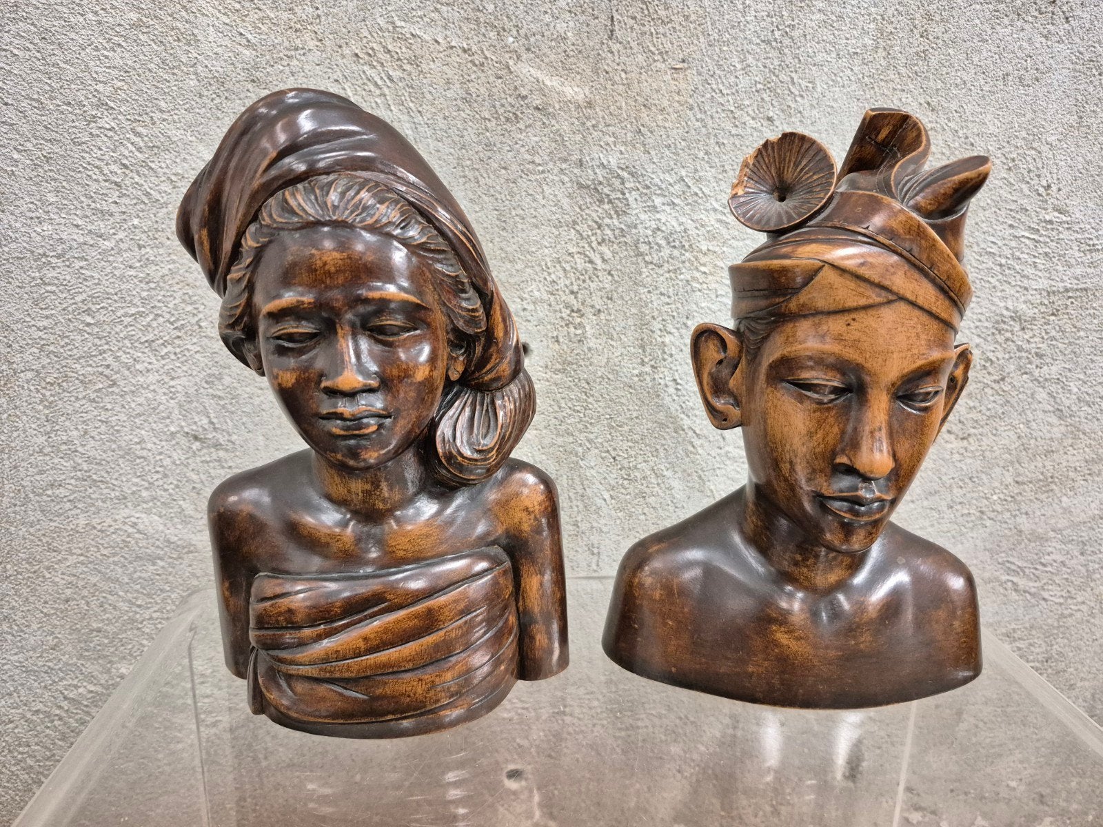 Balinees houtsnijwerk bustes bruidspaar man vrouw setprijs, Antiek en Kunst, Art deco, Buste, Ophalen of Verzenden, Handgemaakt