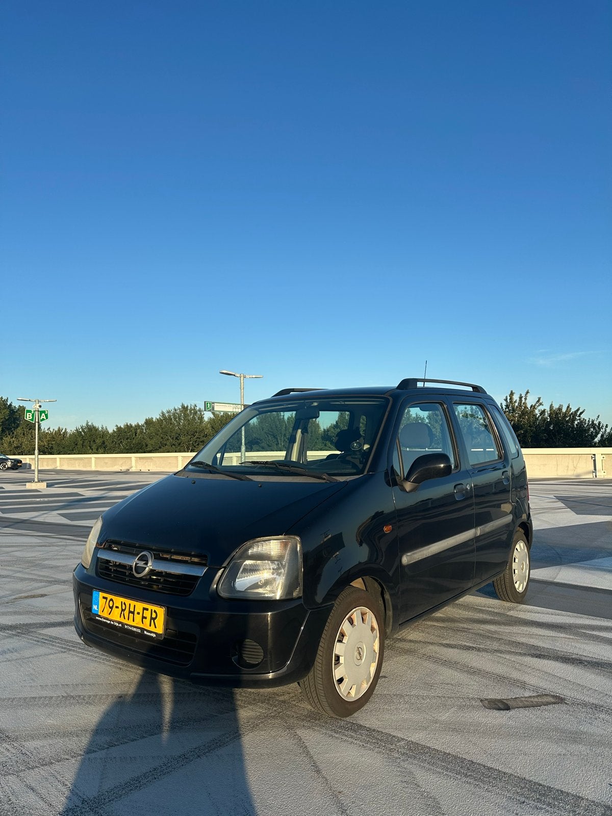 Opel Agila 1.2 16V Twinport 2005 Zwart, Auto's, Opel, Voorwielaandrijving, 40 €/maand, 4 cilinders, 1229 cc