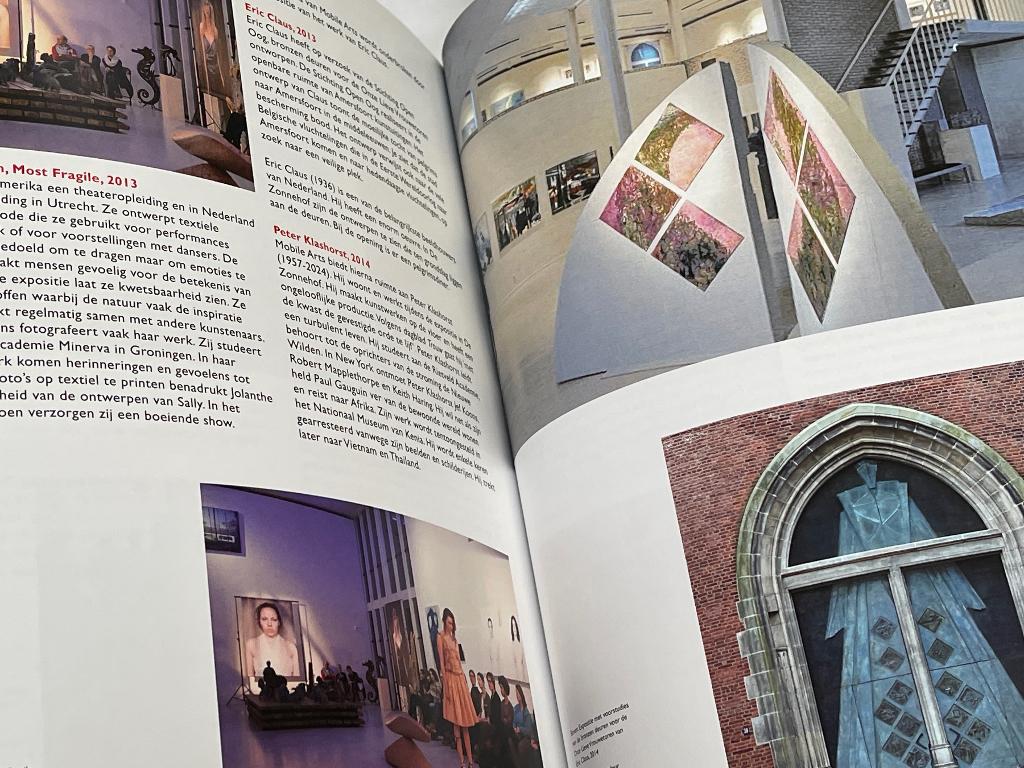 Hoeveel geluk kan een stad hebben  65 jaar Rietveldpaviljoen, Ophalen of Verzenden, 20e eeuw of later, Nieuw